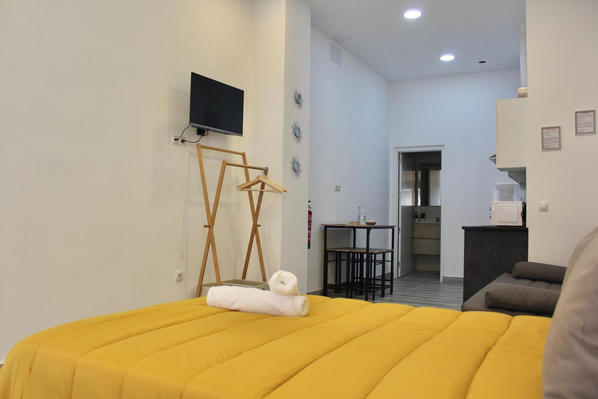 Nuevo Estudio Divina Pastora N-1 Málaga Exteriör bild